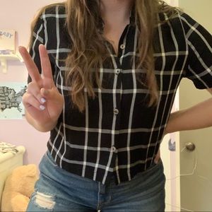 Pacsun B&W plaid collared button top